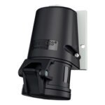 TOMA VISIBLE 32AMP 3P+T 500V NEGRO 7H IP44